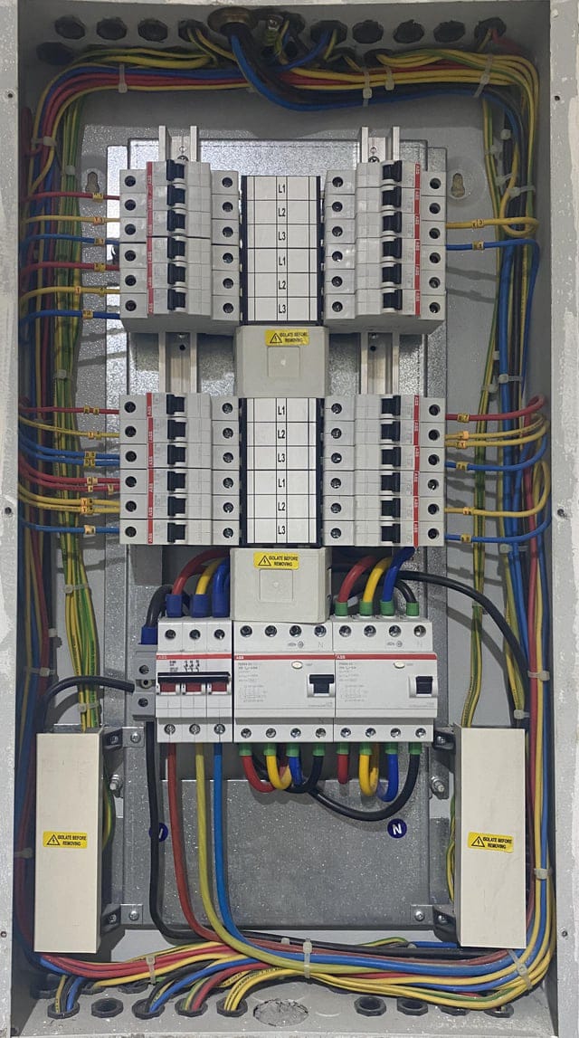 WhatsApp Image 2025-03-04 at 09.00.16_f2860414